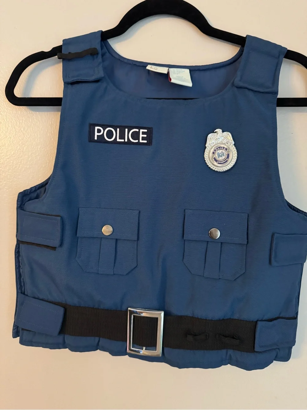 Police costume size 7 Y